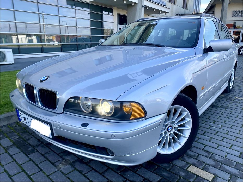 Ładne BMW 525i  z gazem LPG LIFT  ksenon ringi ledy