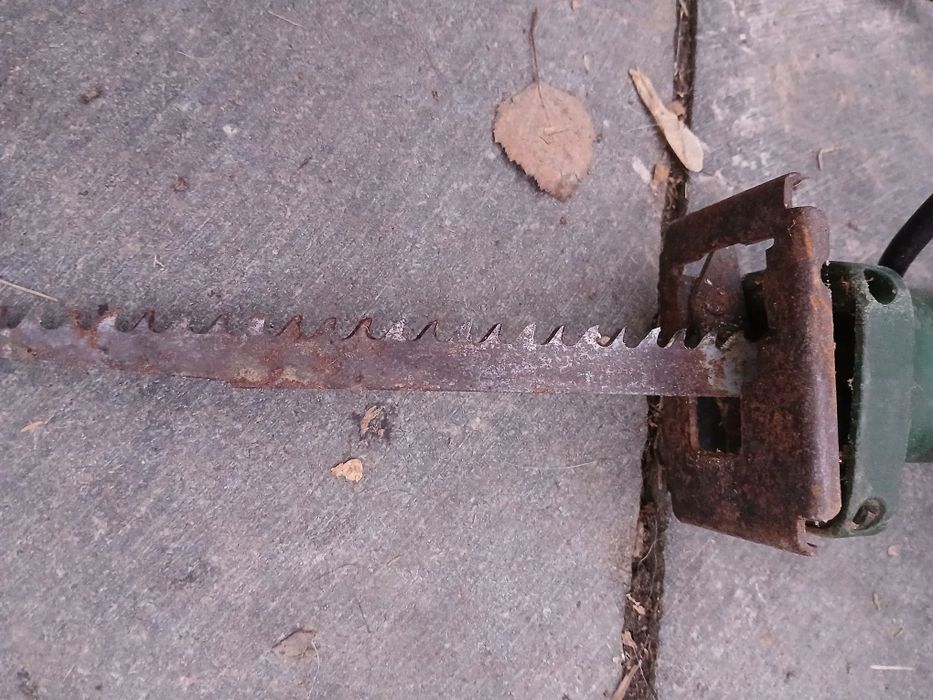 Саблева електро пила Бош.