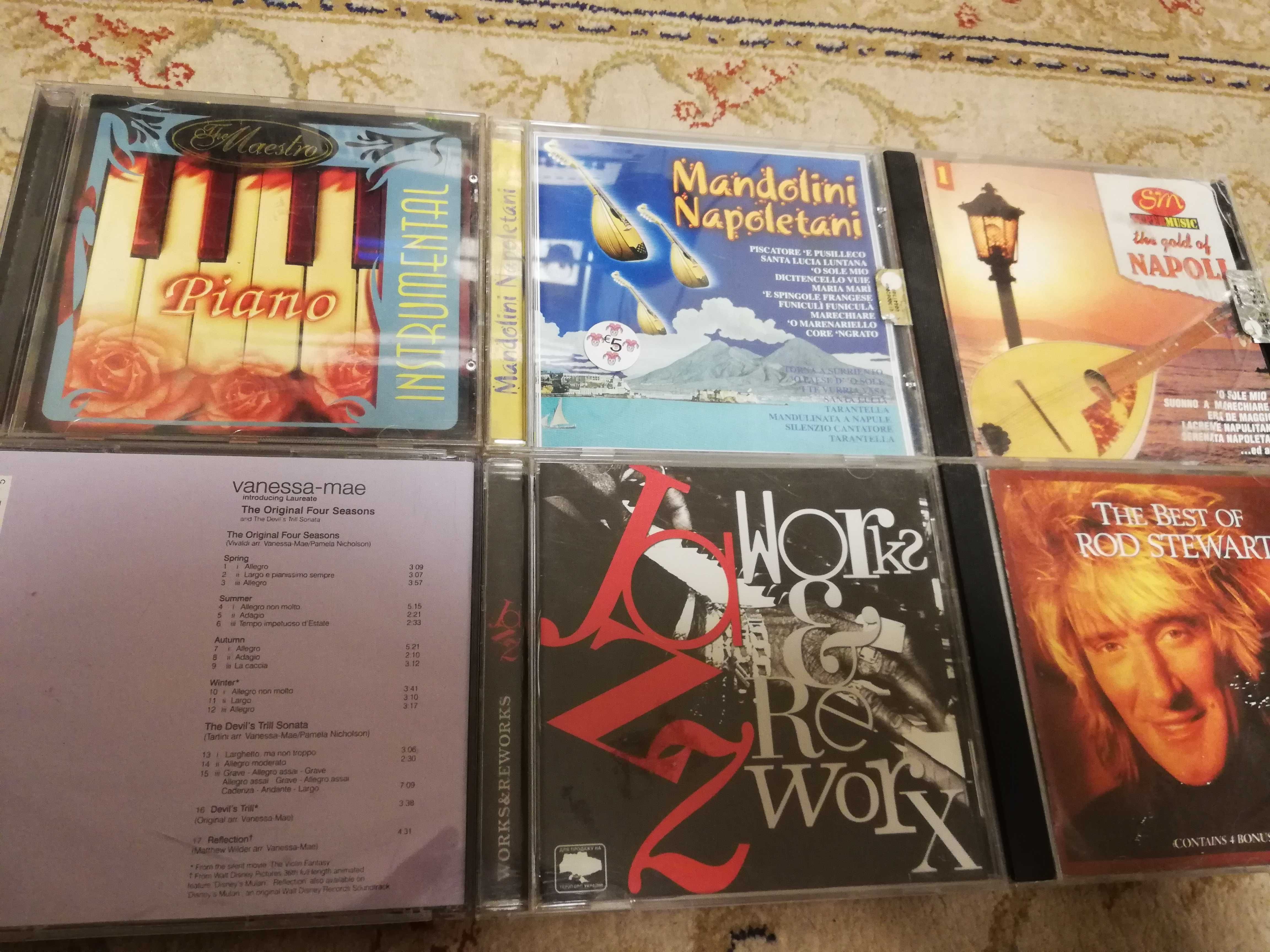 CD диски разные есть фирма
