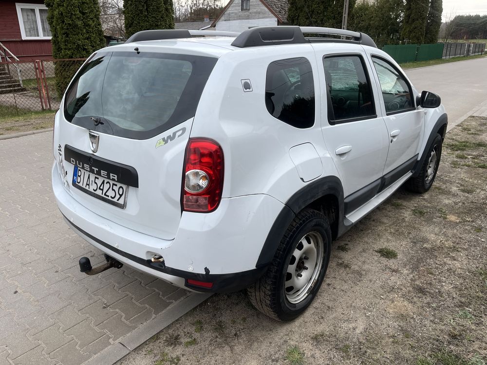 Sprzedam Dacia Duster 1.5 DCI diesel 2012 rok 4x4 Zamiana.  Dostawa.