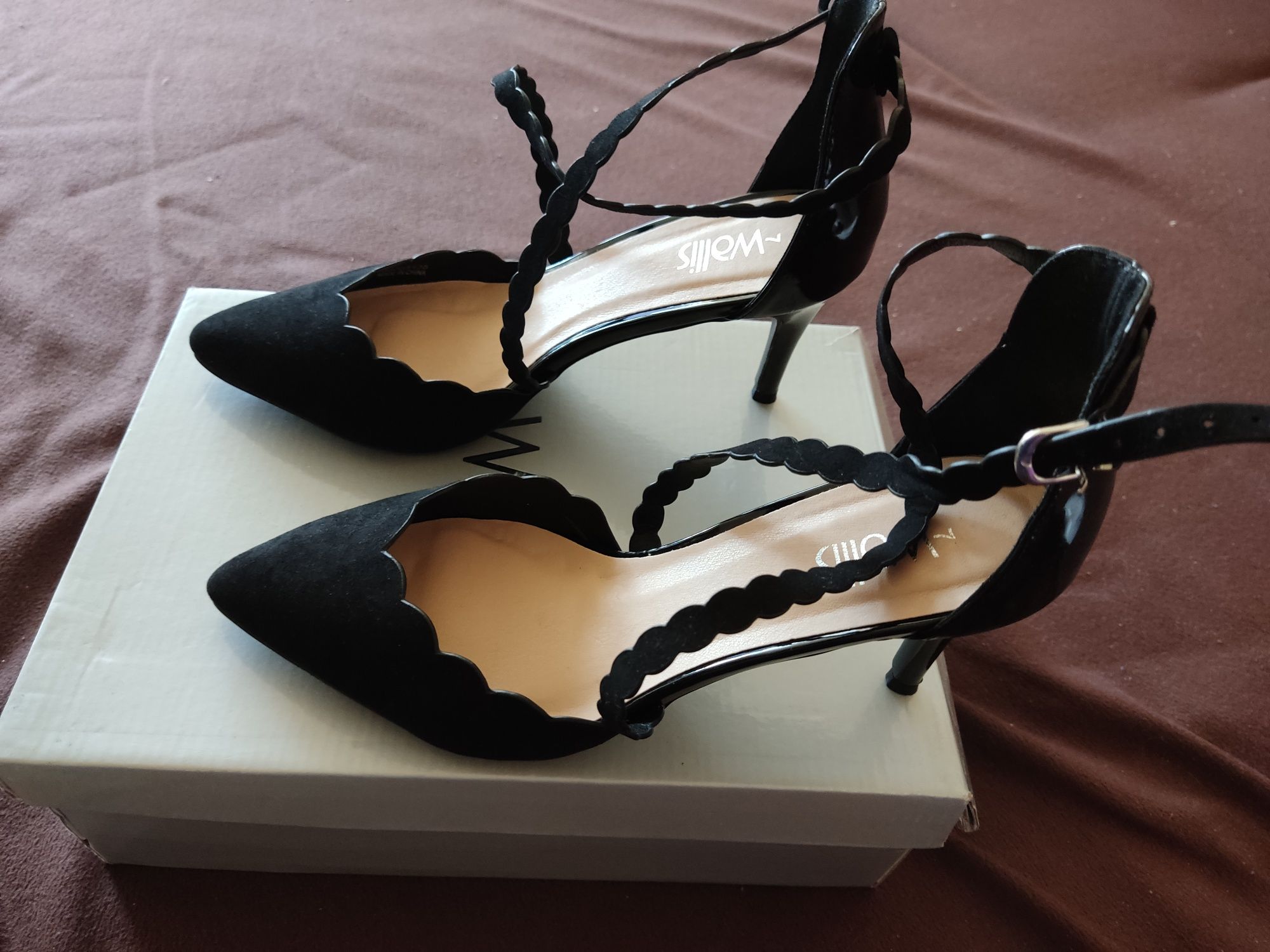 Buty Wallis eleganckie