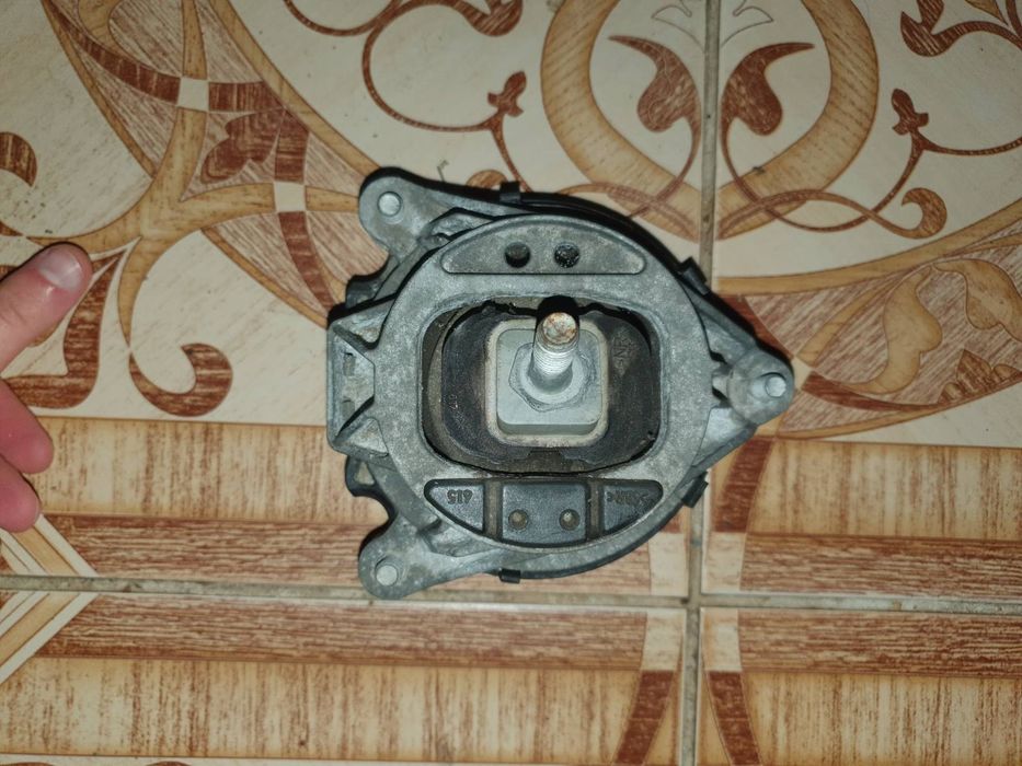 подушка двигателя bmw f30 340і 3.0 6787659, 6855460
