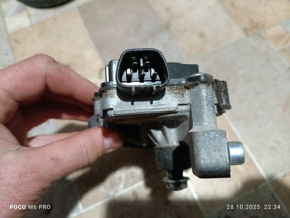 Моторчик склоочисників Toyota Hilux 7 покоління