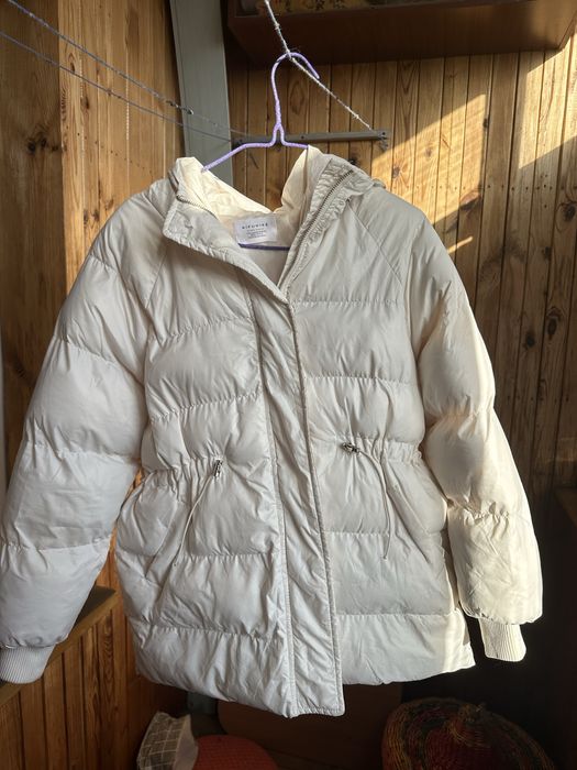 Дуже класний молочной пуховик