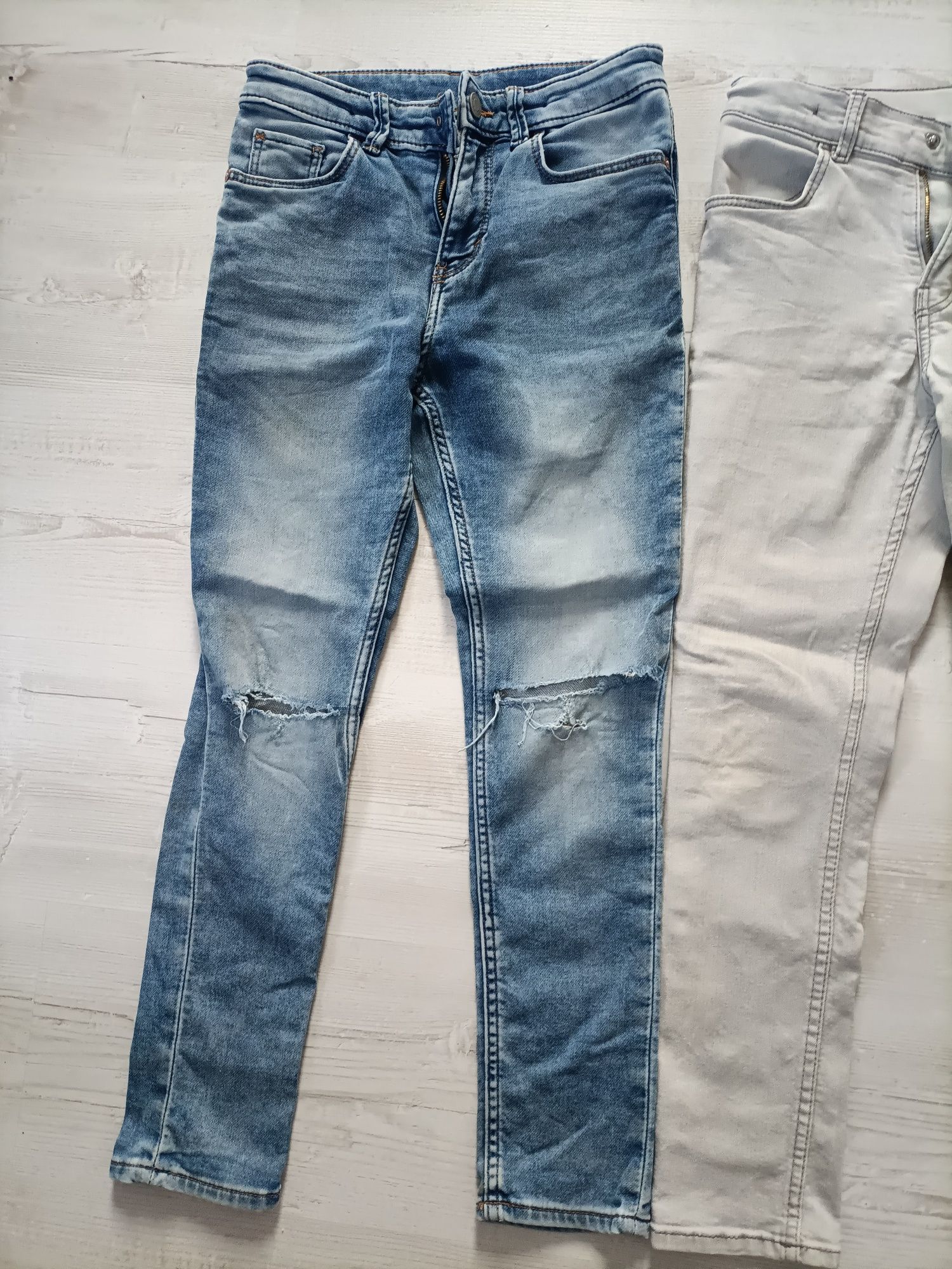 Spodnie jeansy H&M, r. 140- 3 pary