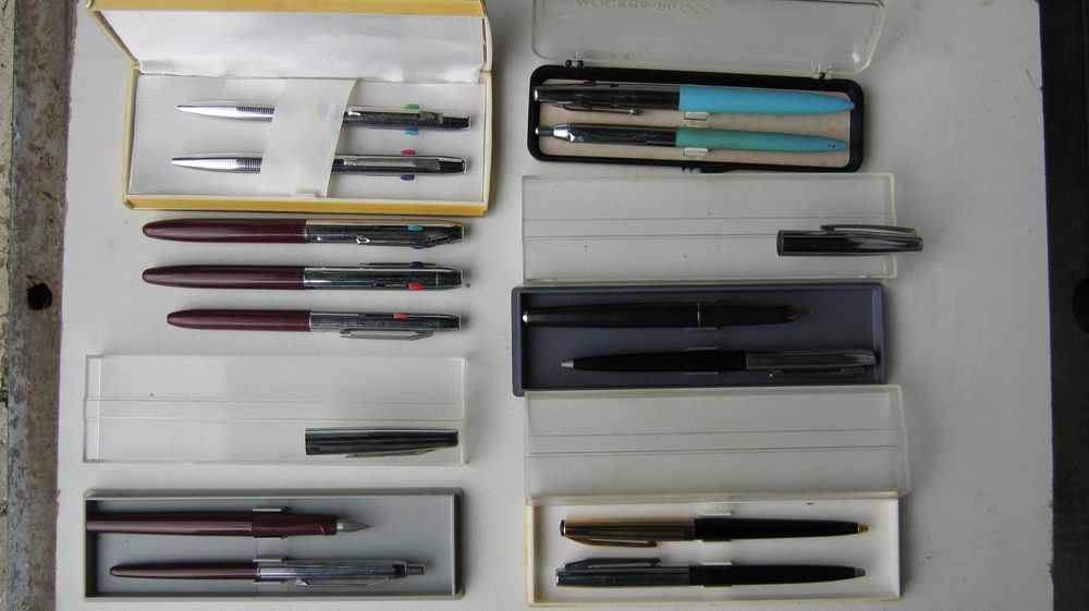 Ручки шариковые перьевые ссср письменные наборы АР