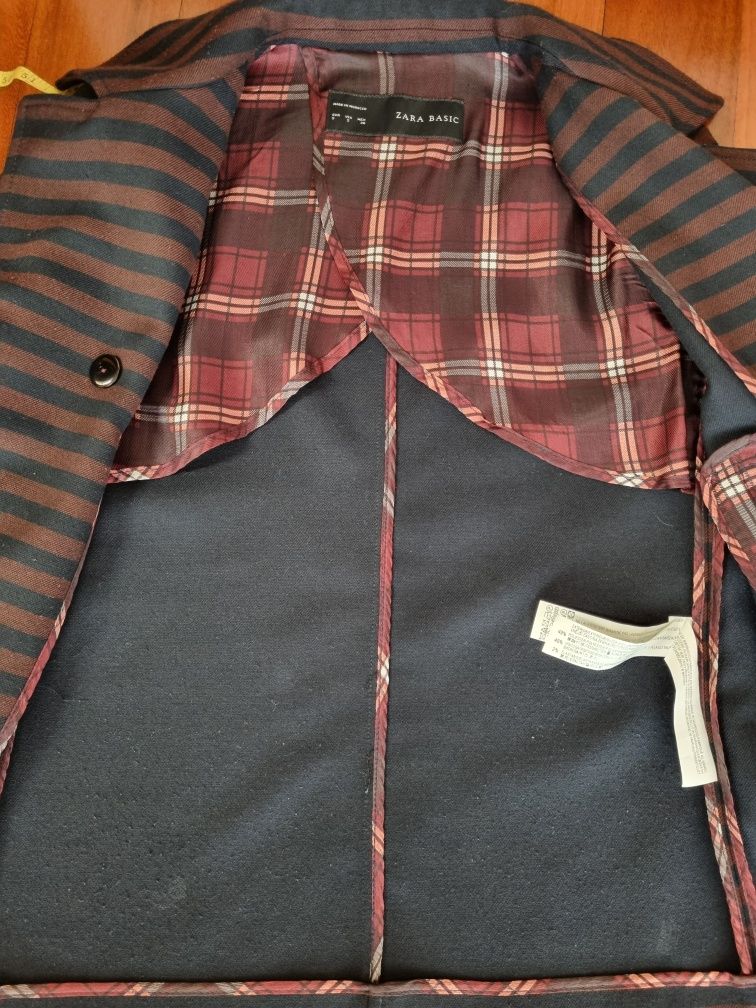 Blazer azul escuro e bordeaux
