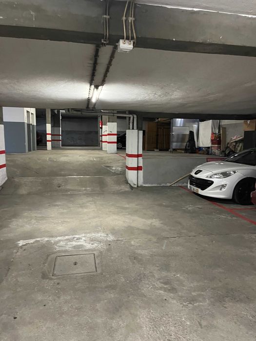 Lugar de garagem rio tinto ( rua nova santegãos )