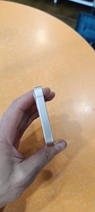 Продам iPhone 13 mini 128Gb