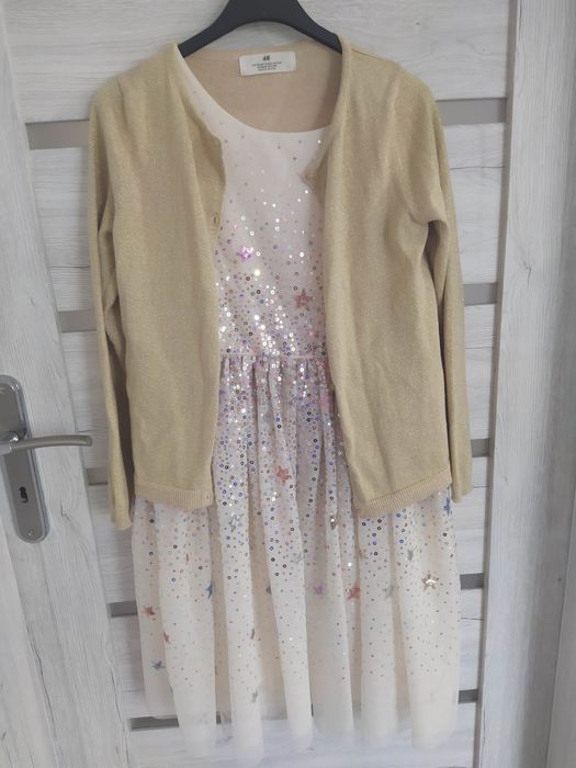 Sukienka hm  Komplet złoty 134/140 śliczne raz założonay .