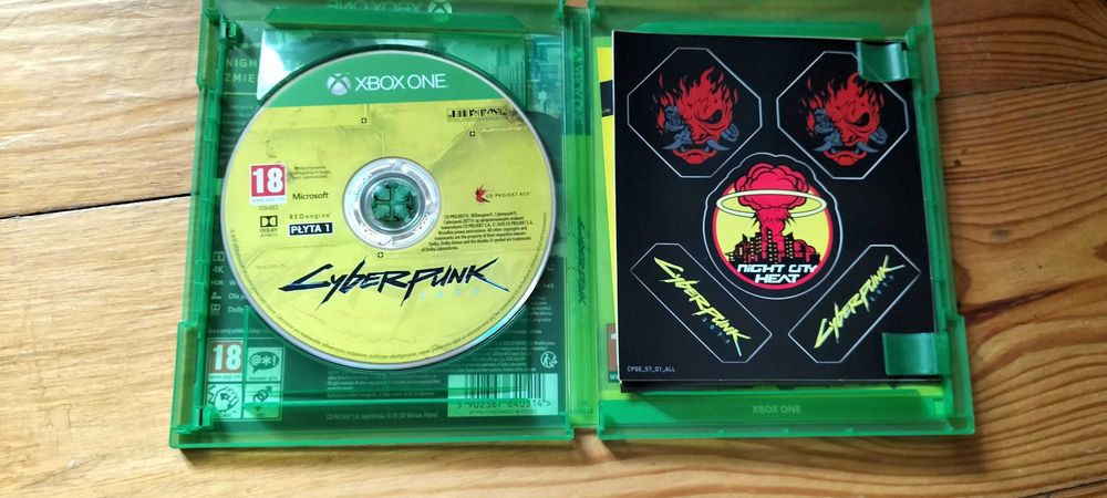 Gra "Cyberpunk 2077" z dodatkami na XBOX One