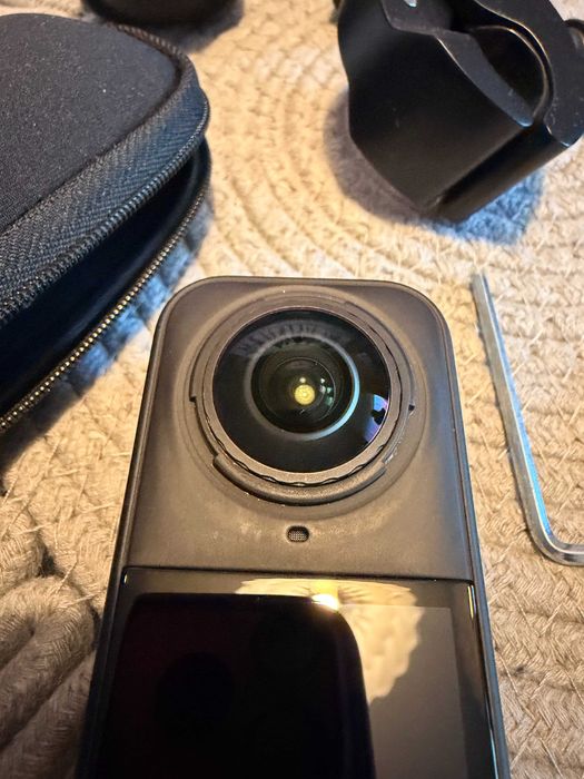 Insta 360 X5 + akcesoria - 256GB | Invisible Selfie Stick | Clamp