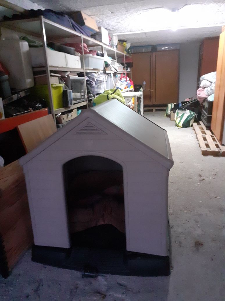 Casota para cão com 100X65X90 cm