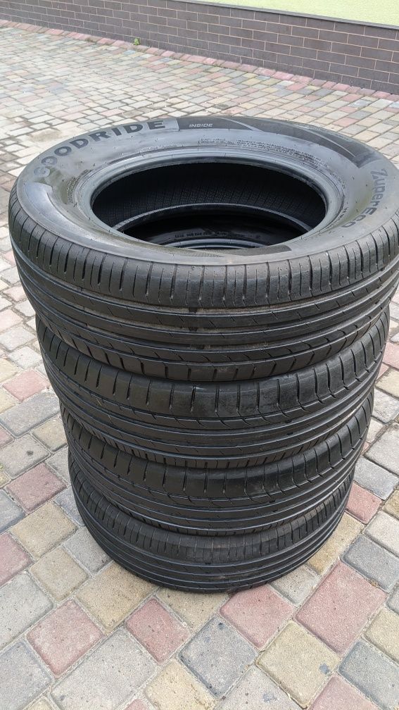 Колеса шини скати літні 215/65R16