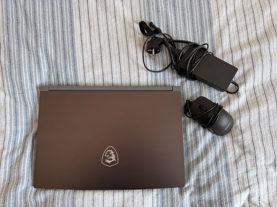 Portatil MSI - Usado 4 meses, com garantia ainda - Windows 11 Instalad