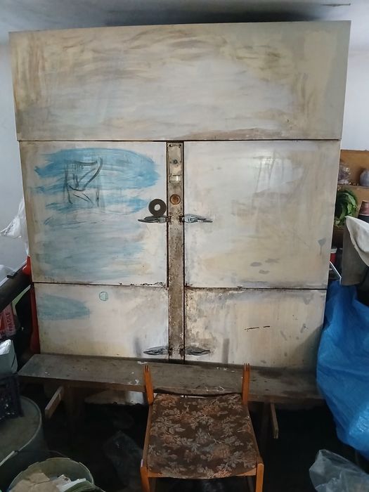 Продам б/в холодильник часів сирисирищ