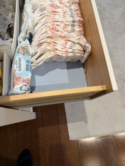 HEMNES IKEA Cómoda c/8 gavetas, velatura branca, 160x96 cm