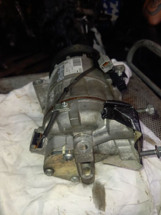 Agregat klimatyzacji renault clio IV 0.9 tce H4B408