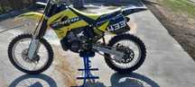 Suzuki  RM 250  .
