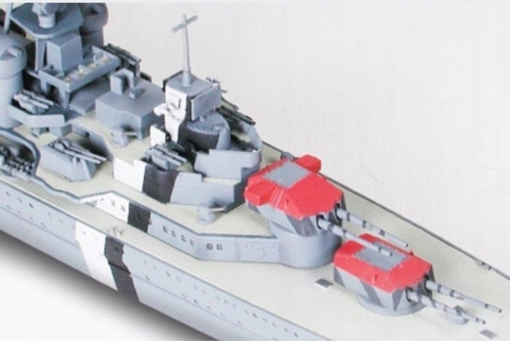 Okręt krążownik Prinz Eugen model 31805 Tamiya
