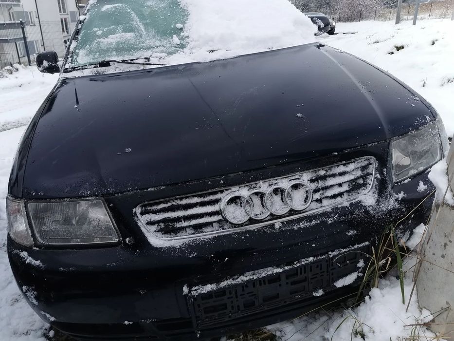 MASKA KLAPA PRZEDNIA POKRYWA AUDI A3 8L