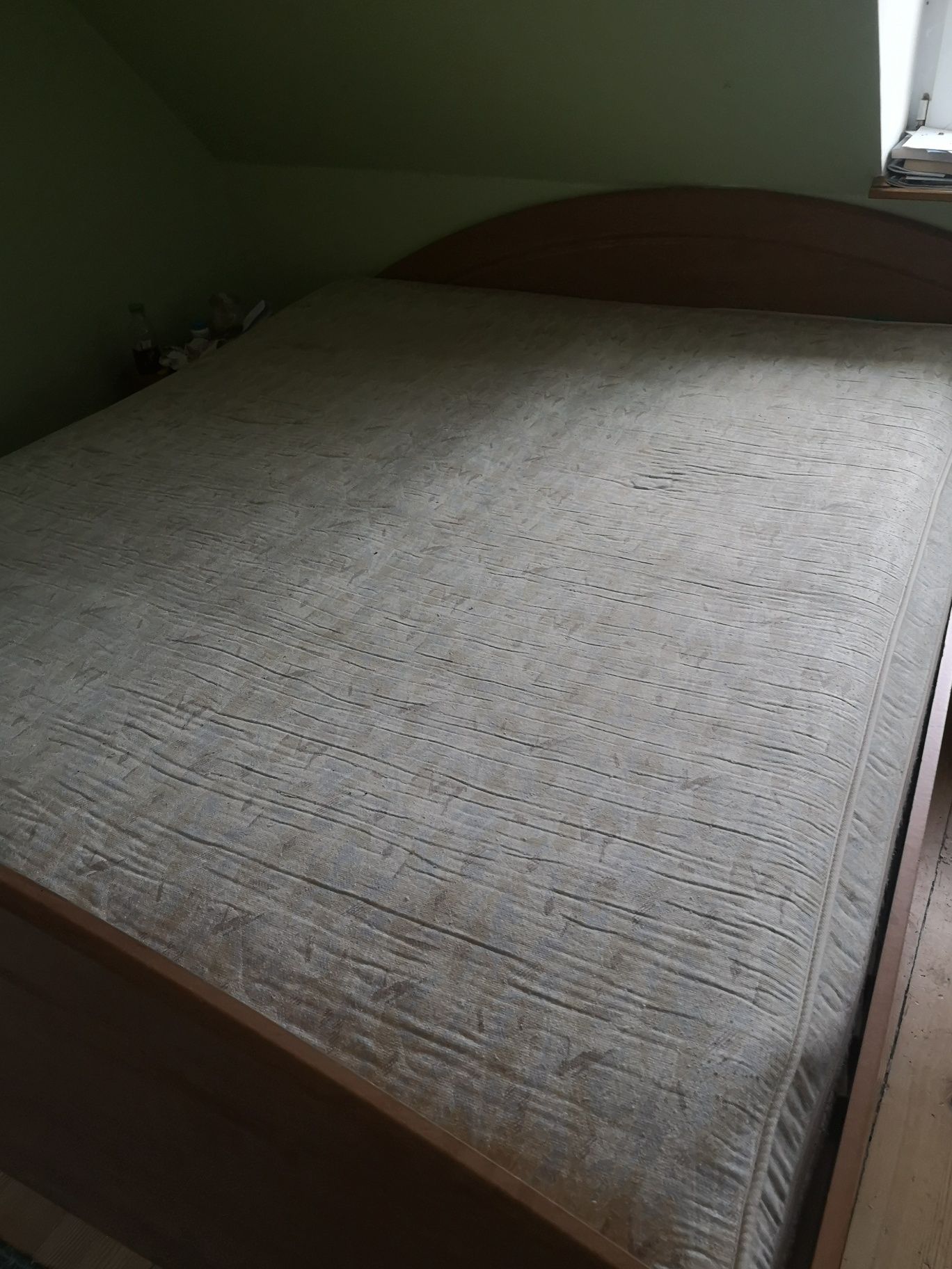 Łóżko 160x200 + szafka nocna