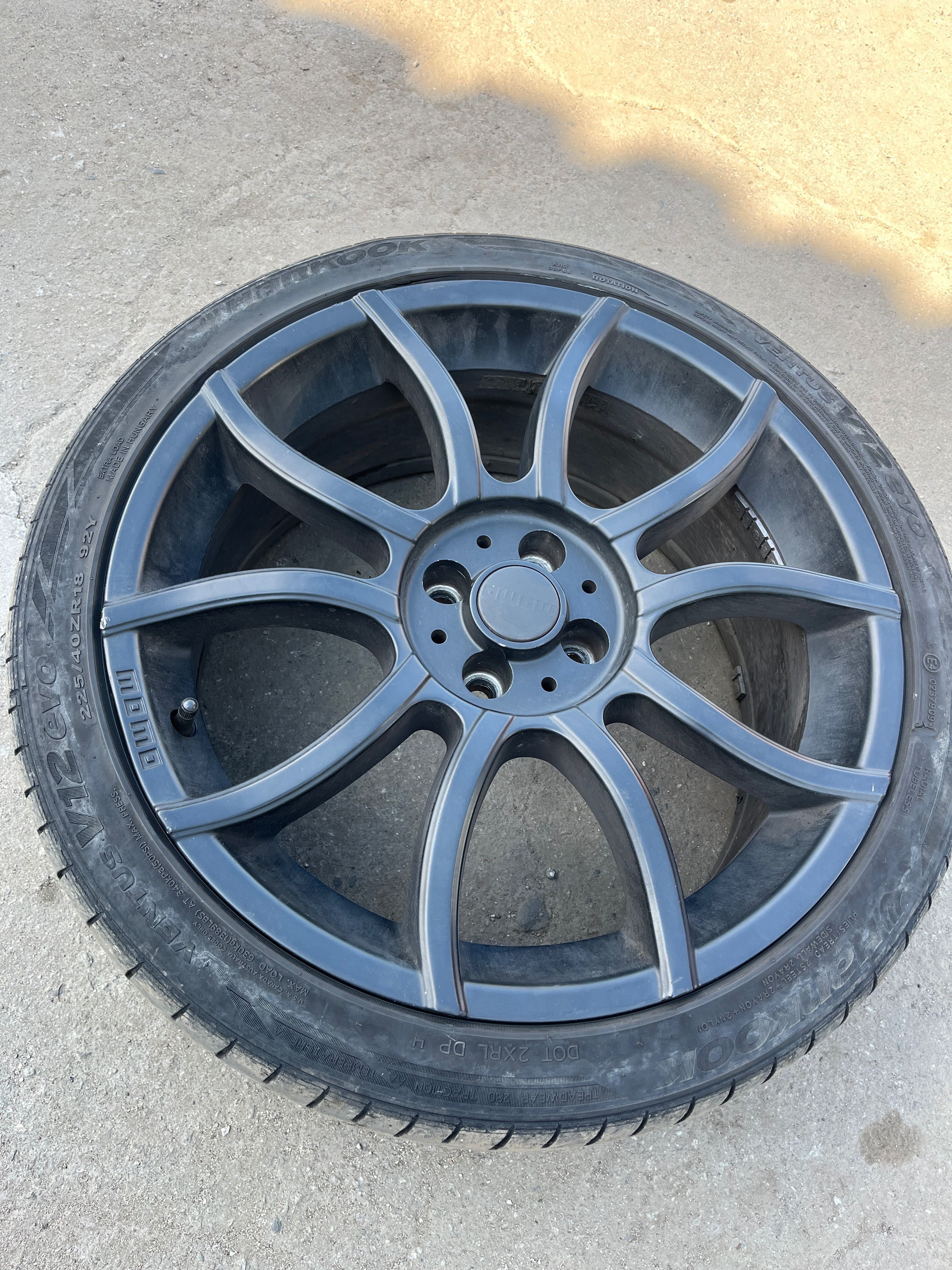 Литі диски MOMO Revenge R18 5x110