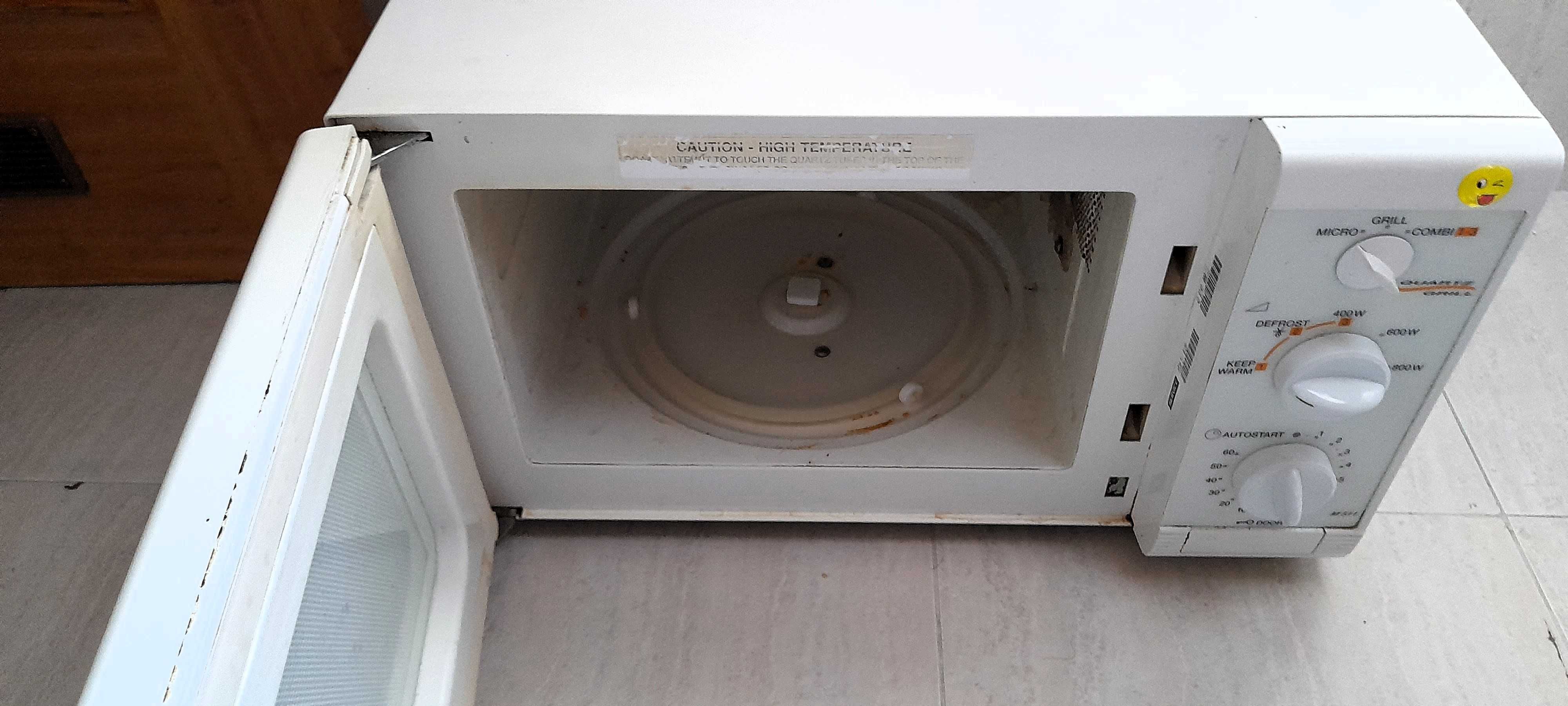 Microondas  Whirlpool usado