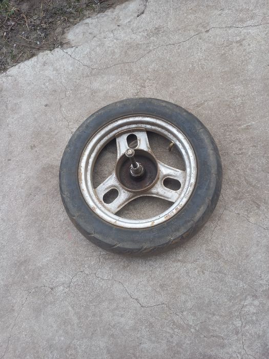 Колесо для скутера