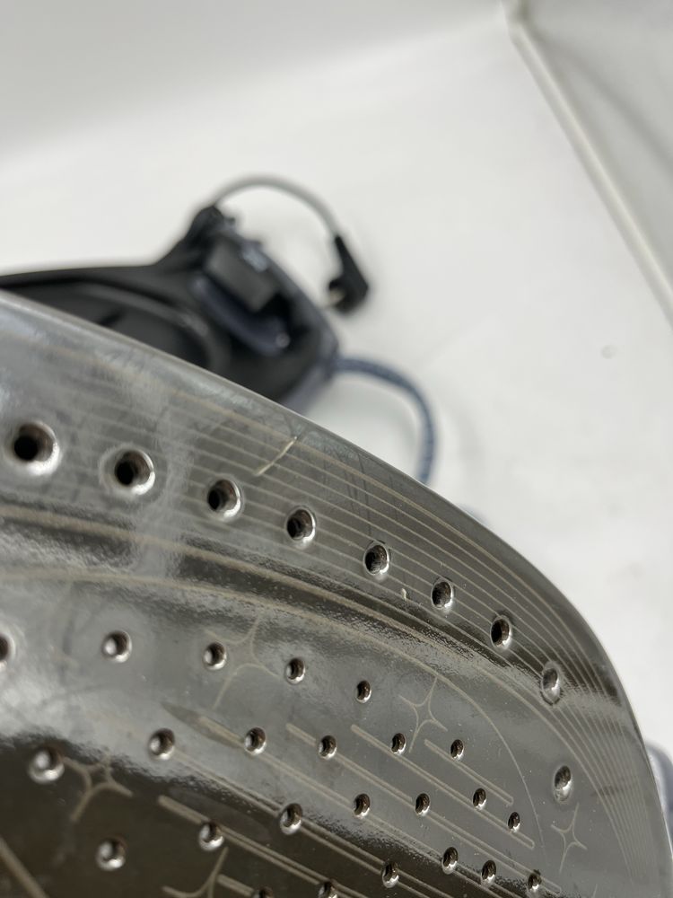 Tefal żelazko ze stacja parową GV7832