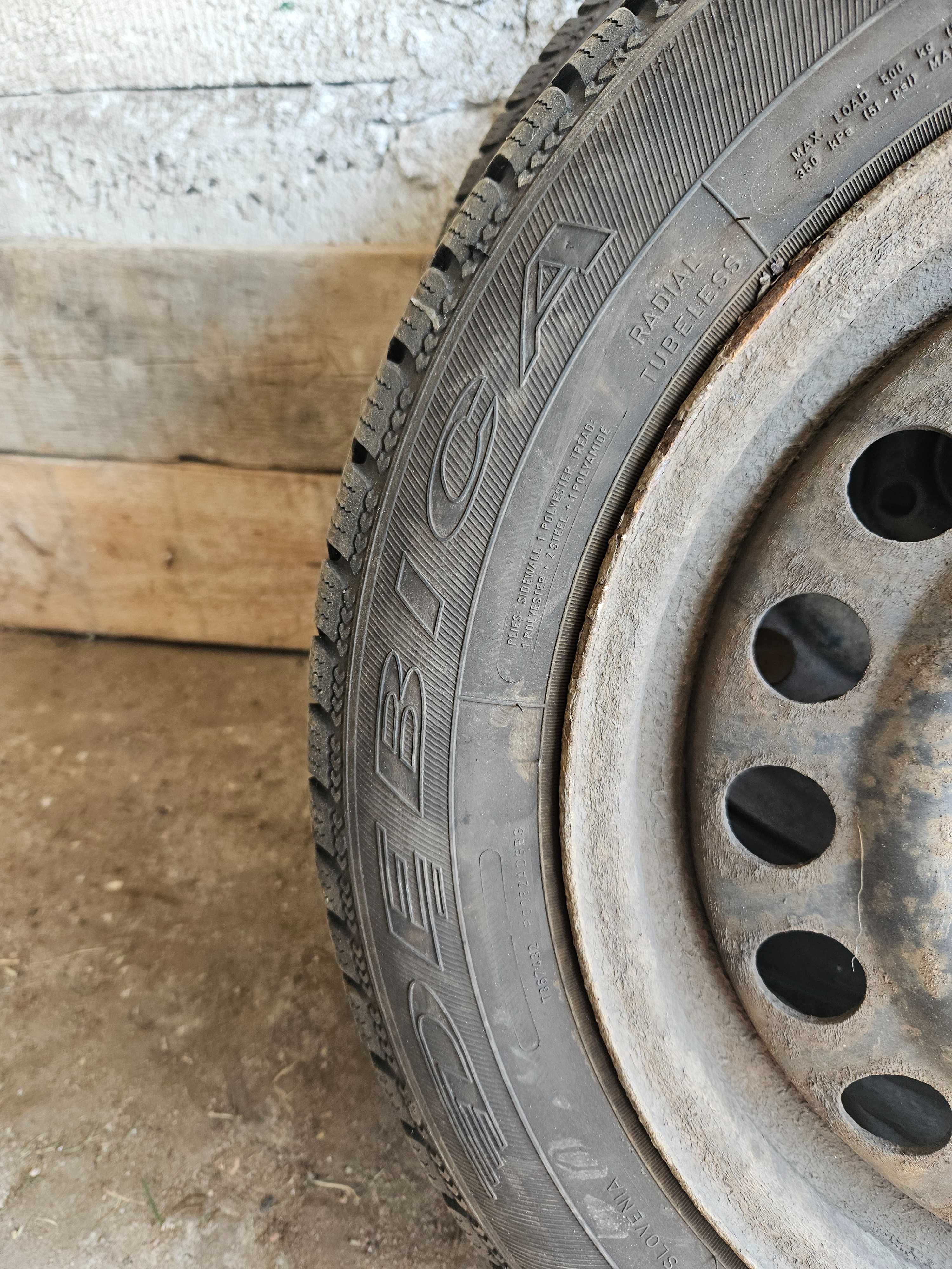 Koła zimowe Dębica Frigo 175/65R15 4szt + 1szt opona Kormoran