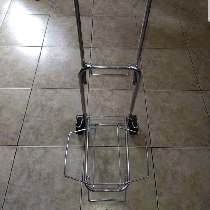 Тележка кравчучка  хромированная.