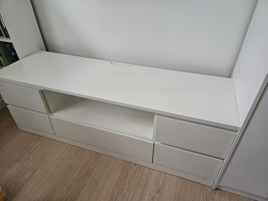 Szafka RTV ikea MALM