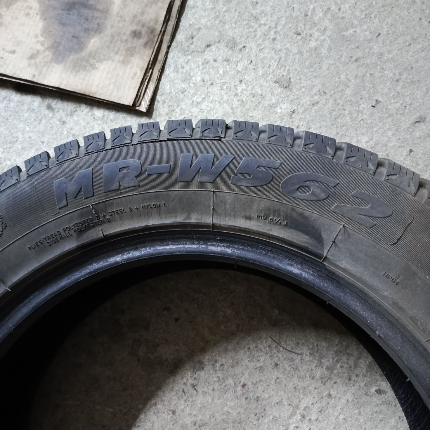 Opony zimowe komplet 225/60R17 99H