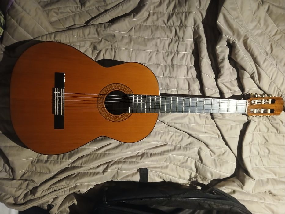 Admira Monica guitarra clássica