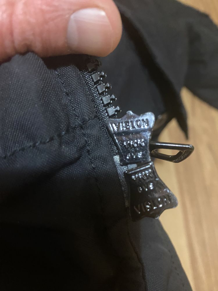 Hugo Boss пуховик