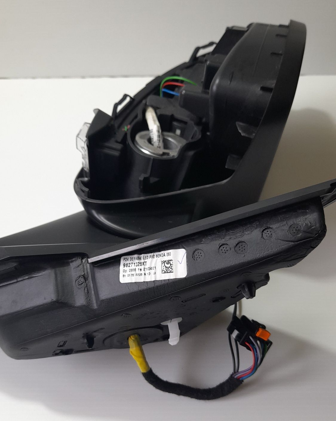 Espelho eléctrico Peugeot 2008 (modelo 2021)
