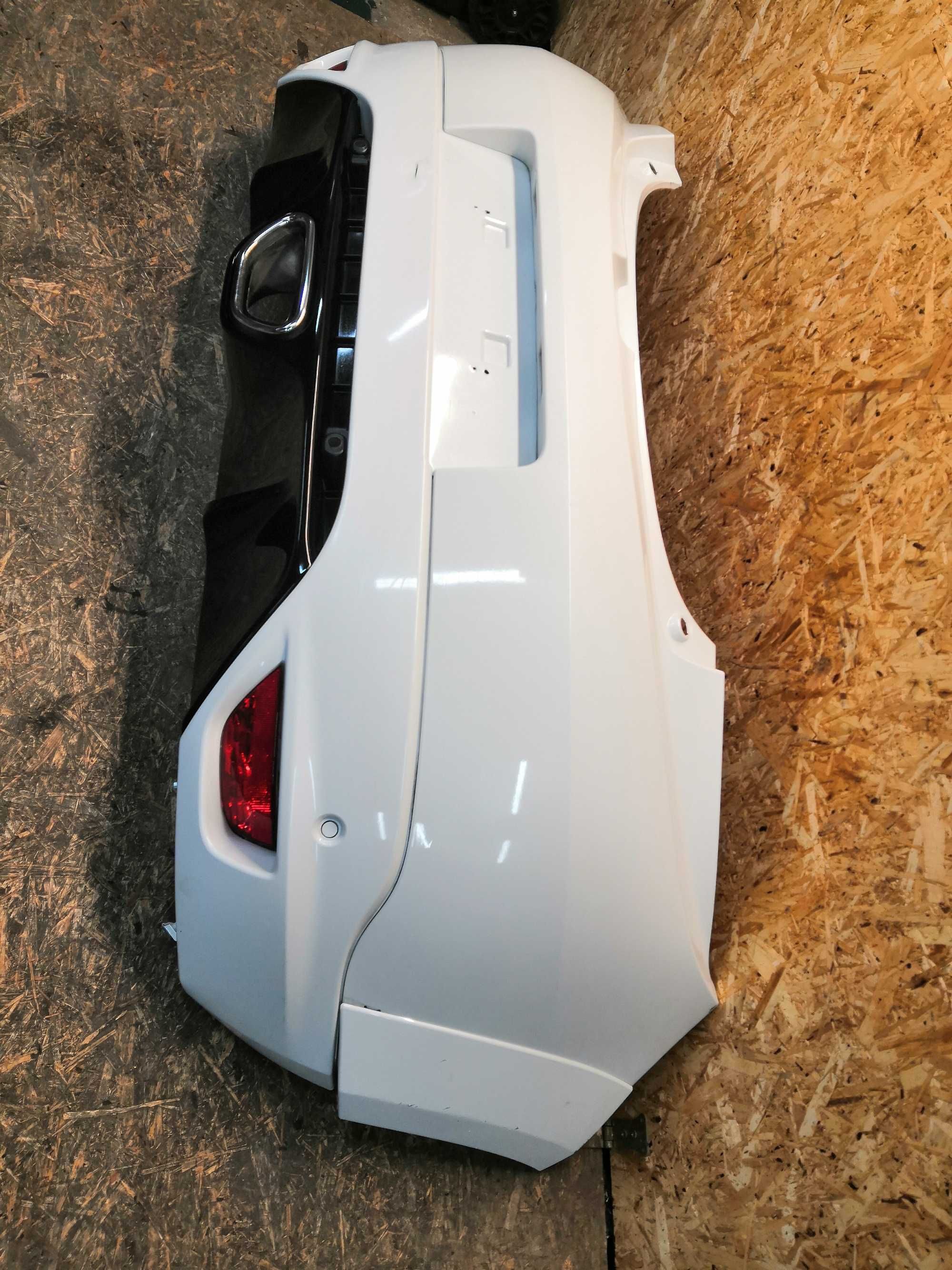 Zderzak tył Renault Megane III RS