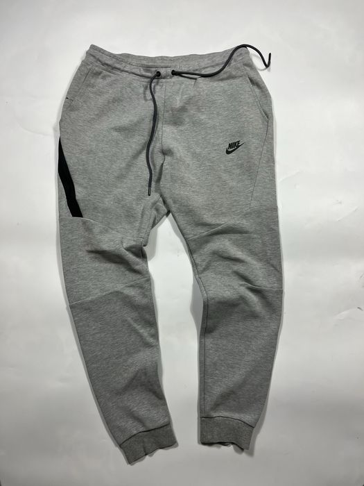 Спортивні штани Nike Tech Fleece