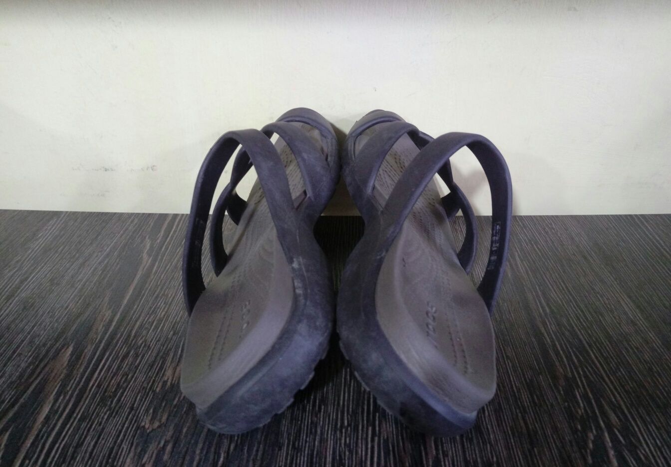 Оригинал летняя обувь сланцы шлепанцы Crocs