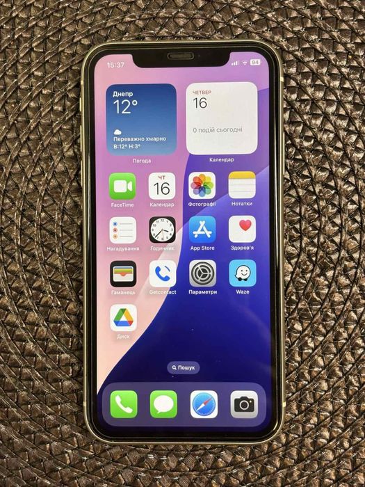 iPhone 11 128GB білий