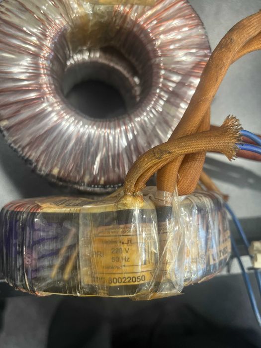 Transformatory Toroidalne Toroidalny zestaw Univex 300VA t30 +TTS150