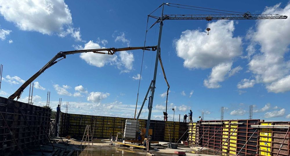 Dźwig żuraw budowlany San Marco 12x12 UDT wciągarka 230/400V Osie jezd