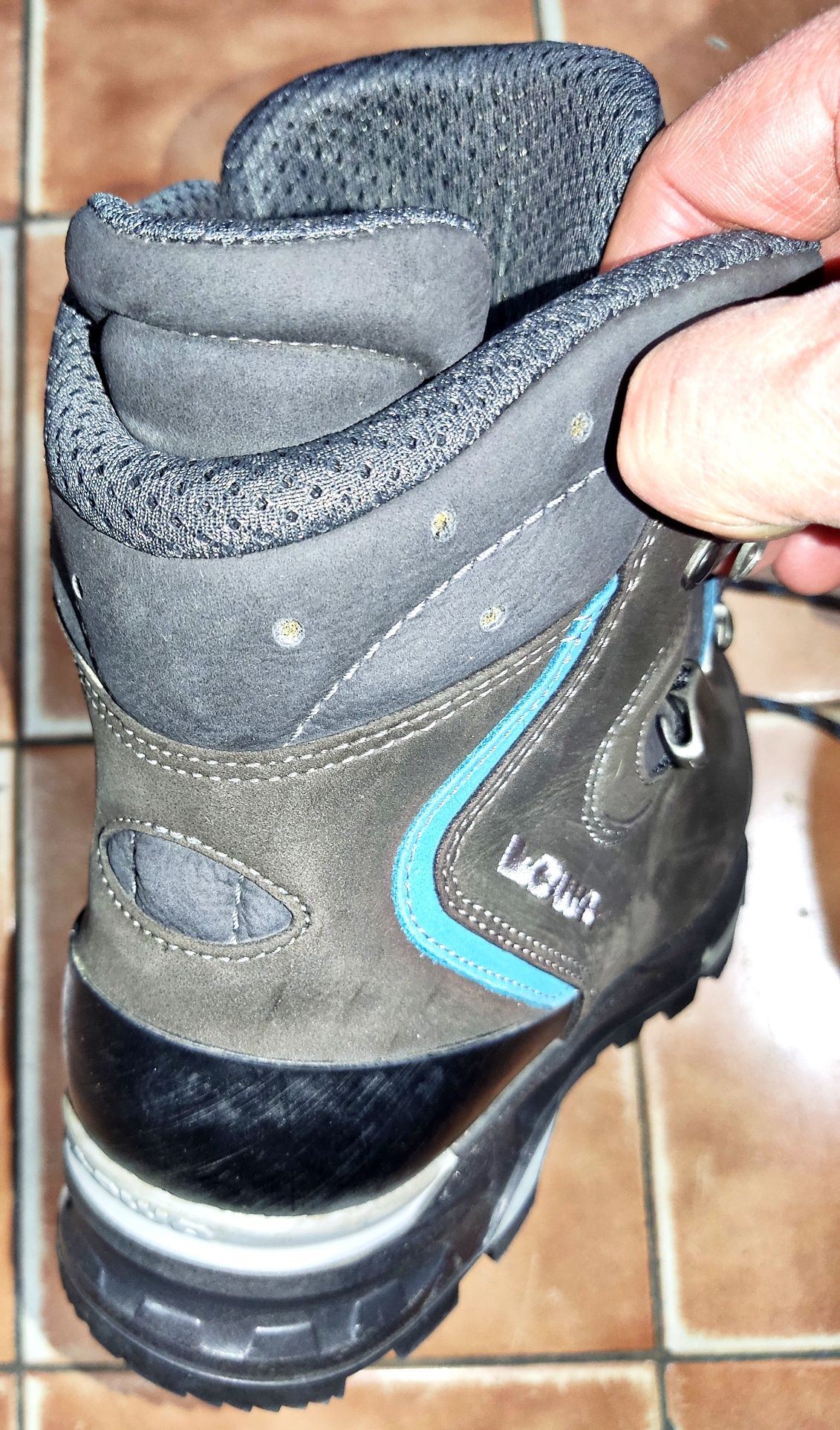 Ботинки Lowa Mauria gore tex,туризм, треккинг 38,5-39р.