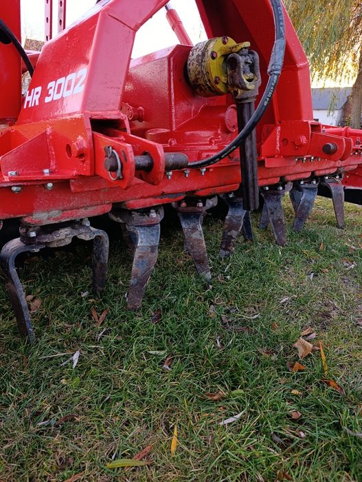 Brona Wirowa Kuhn HR 3002