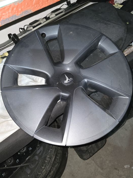 Tesla 3  ковпаки, tesla model 3