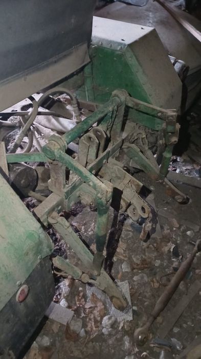 Traktor samorubka
