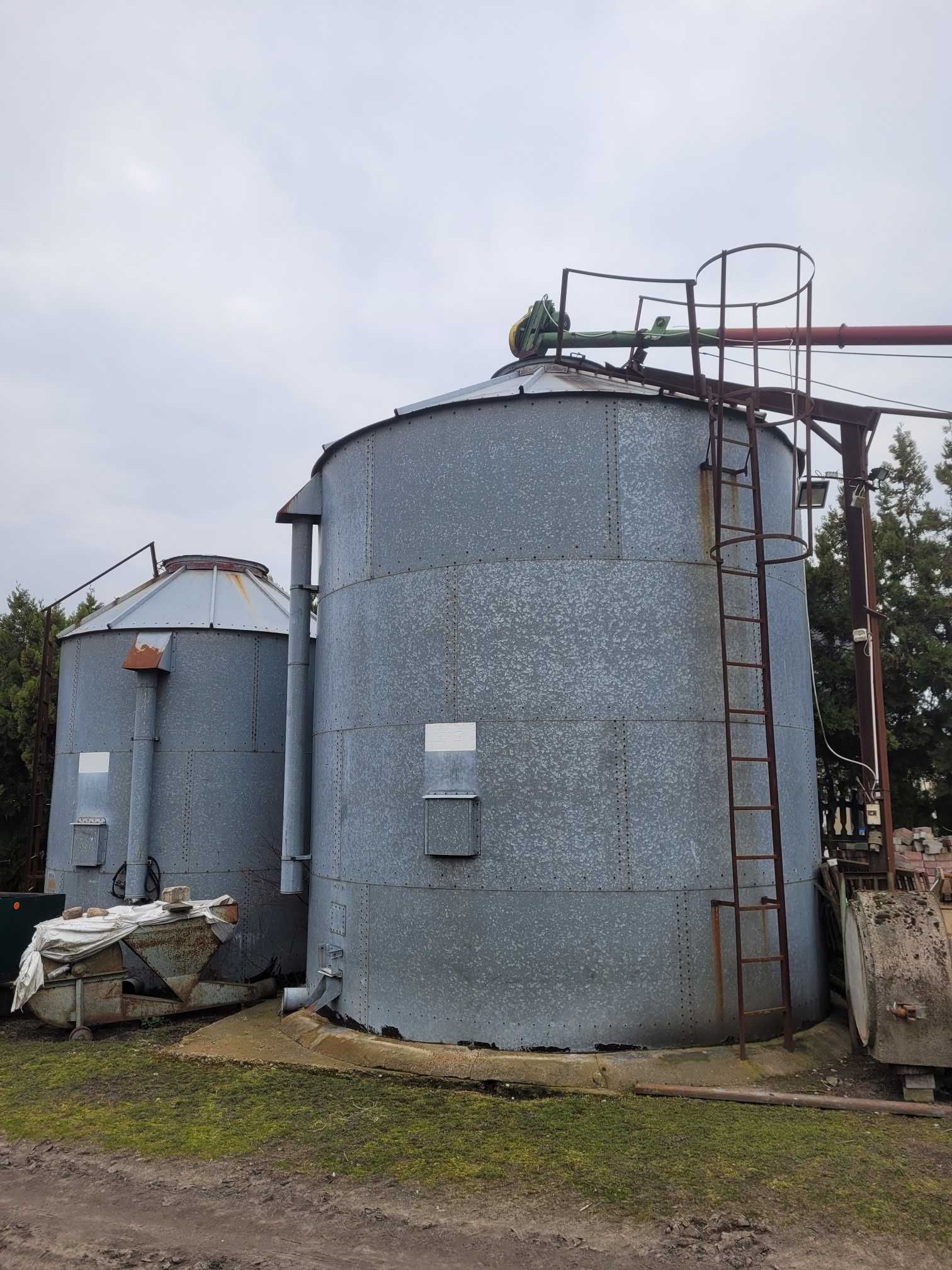 SILOS zbożowy dosuszający (BIN)