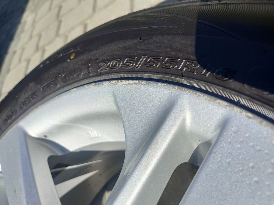 Felgi i opony letnie,koła Toyota 16 cali, 5x114,3