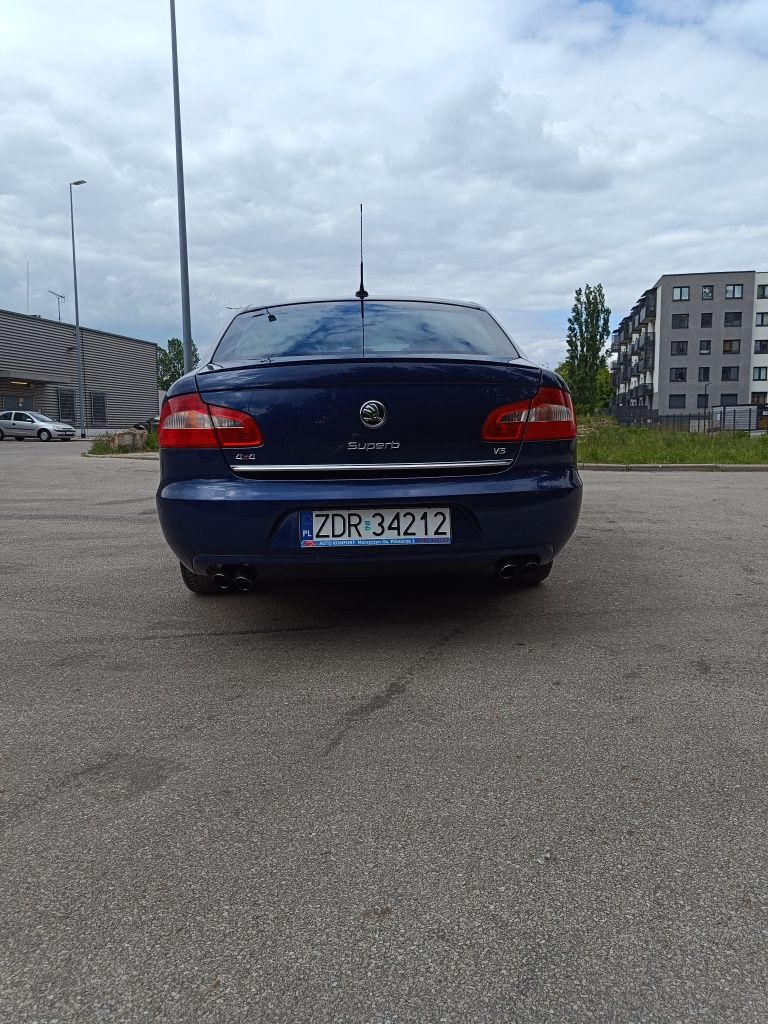 Skoda Superb 3.6 260 km 4x4
